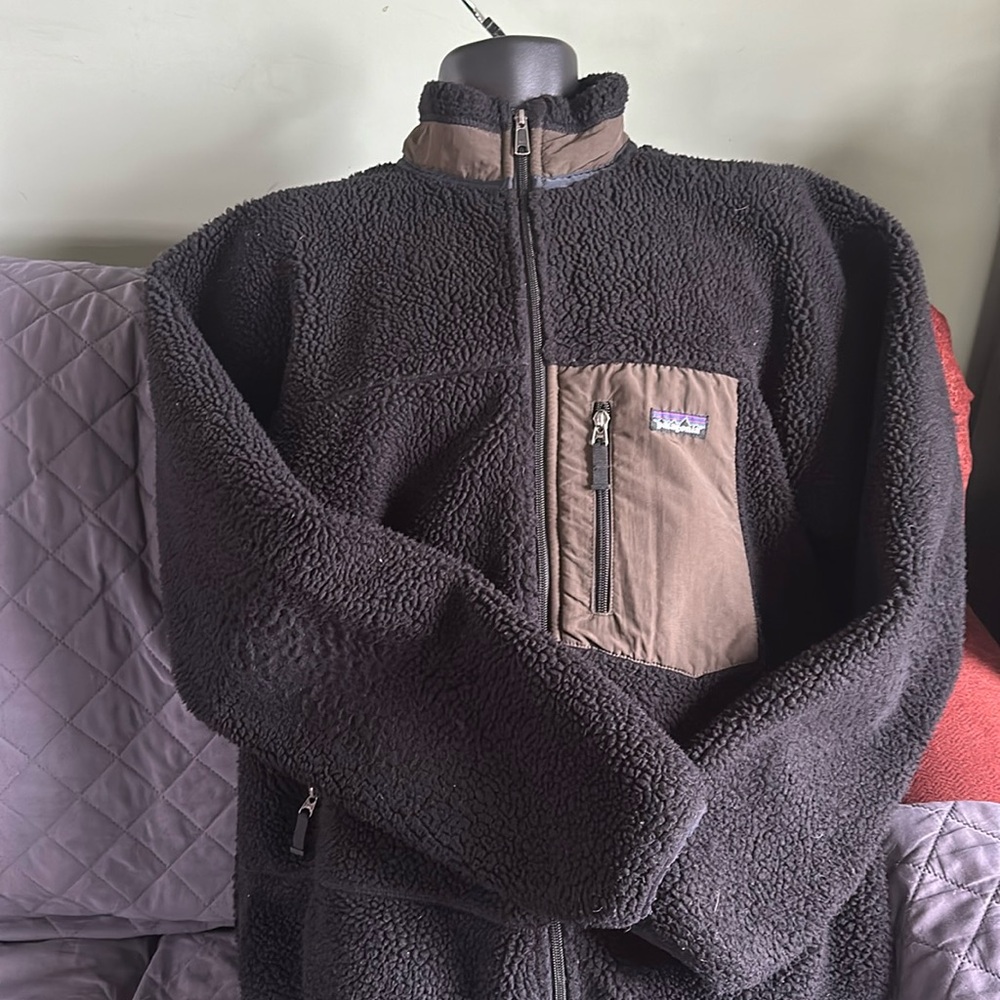 Men’s Large Patagonia Classic Retro X 08